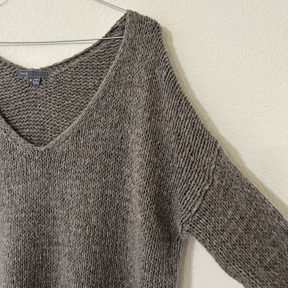 Vince Brown Long Sleeve V-Neck Sweater Size Medium Wool Linen Blend Marled Knit - Picture 9 of 10
